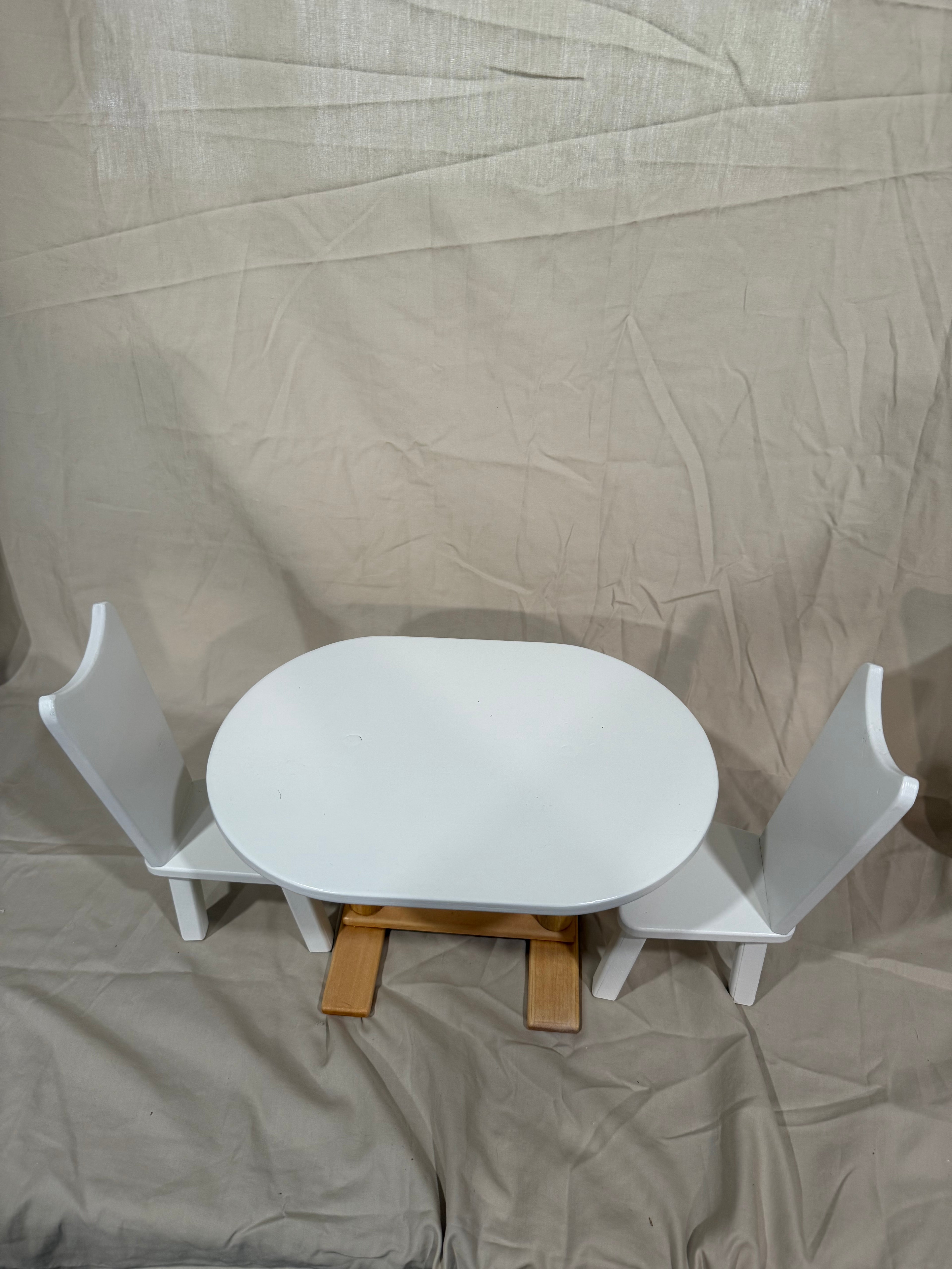 Barbie dining room table and chairs