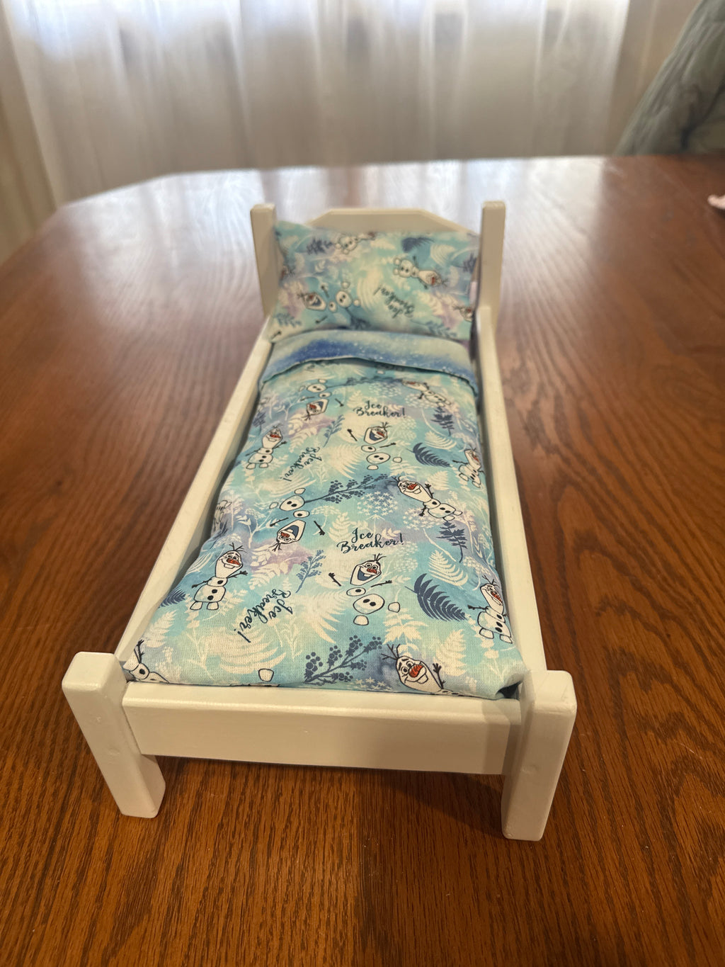 Barbie bed in frozen print
