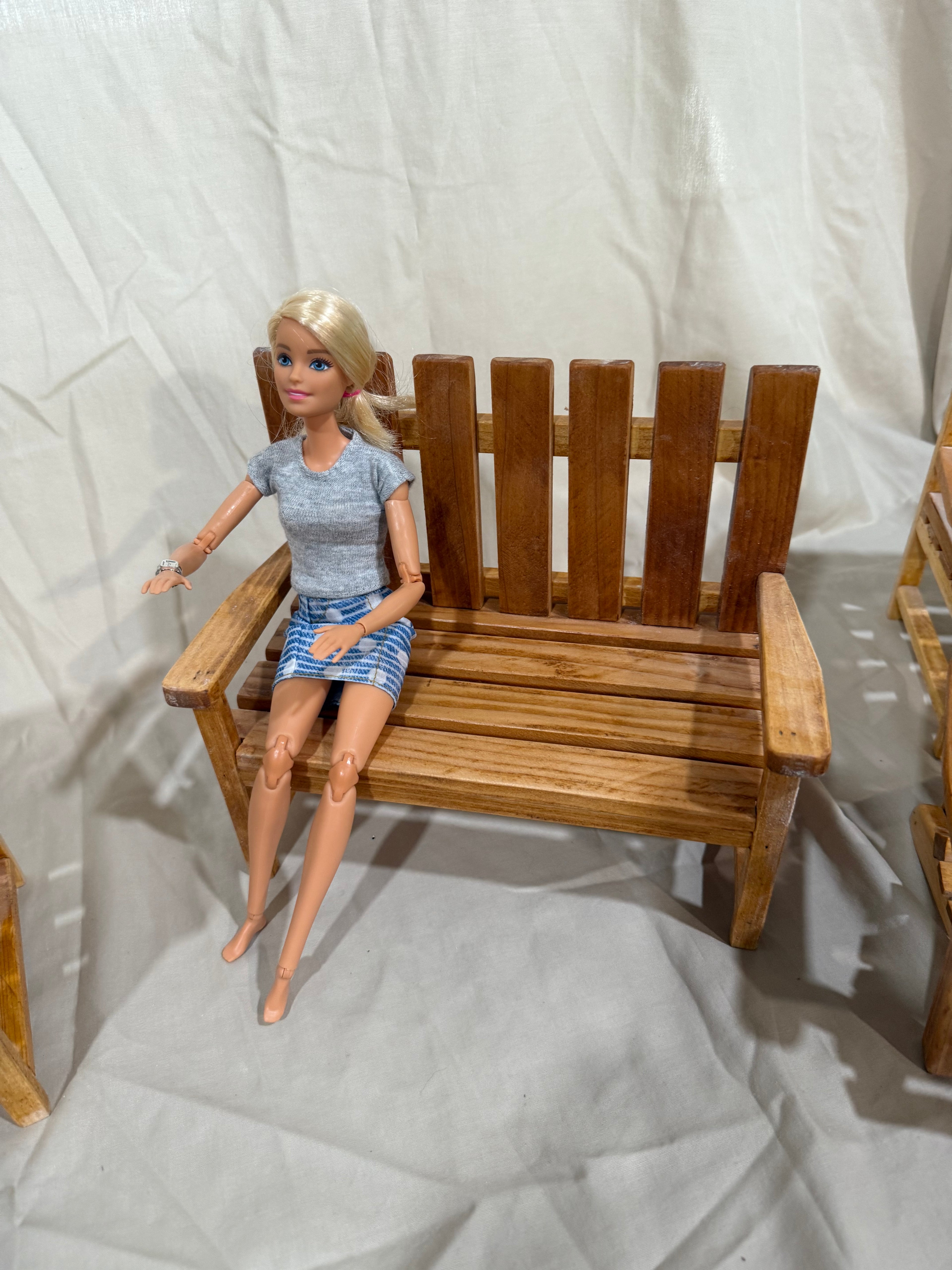 Barbie garden bench (doll not included)