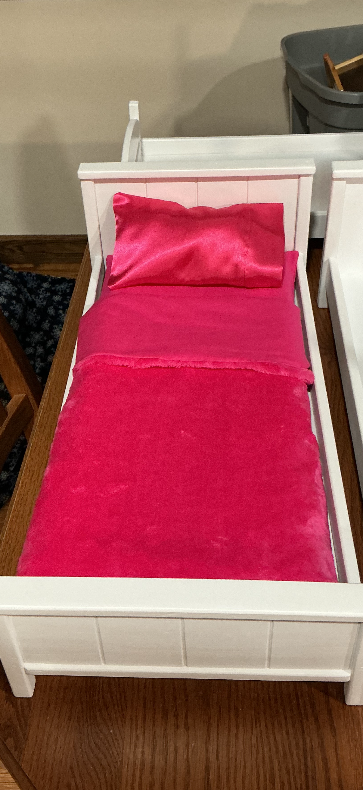 18” doll bed