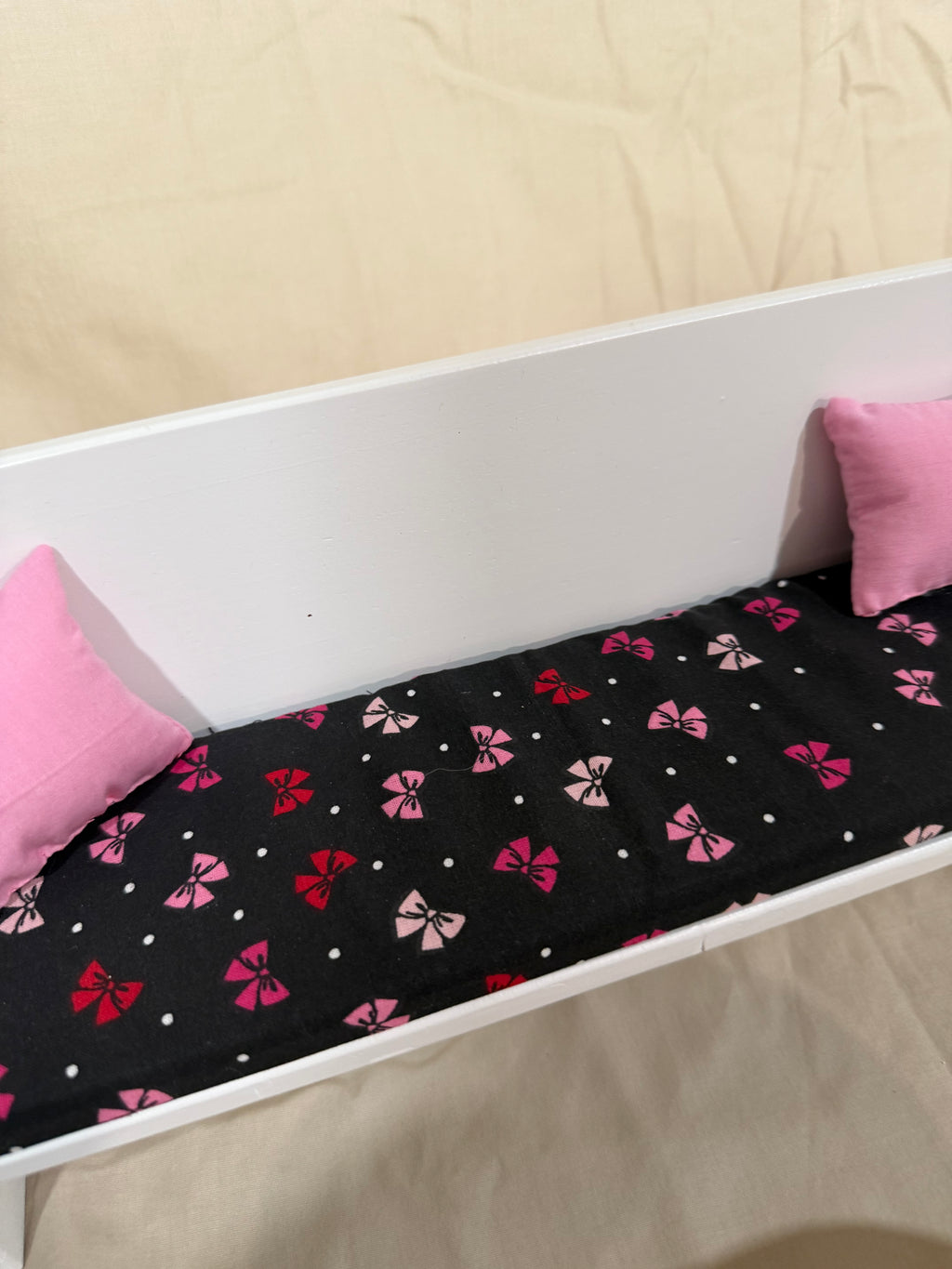 Barbie couch, chairs and tables set in bows