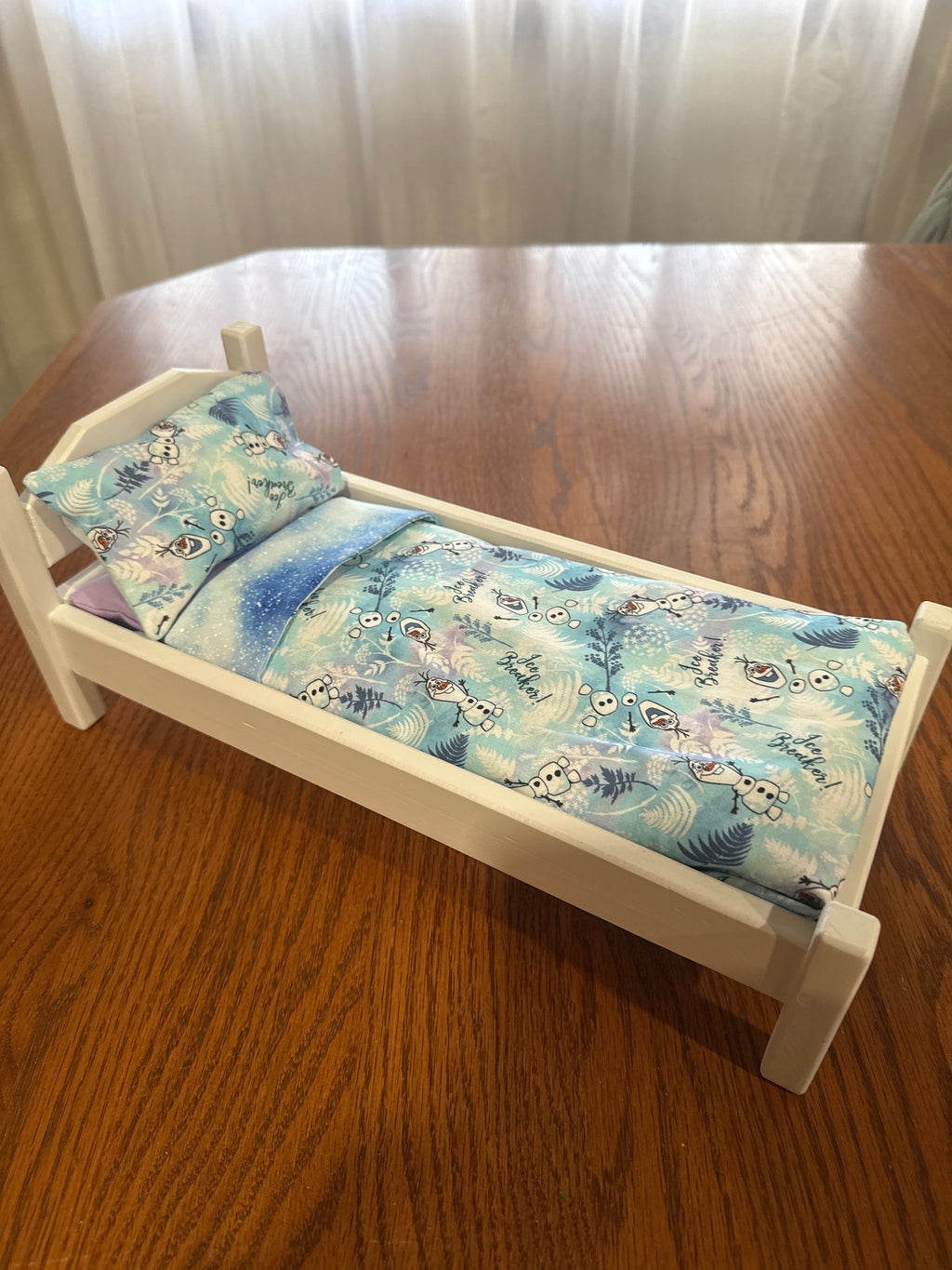 Barbie bed in frozen print