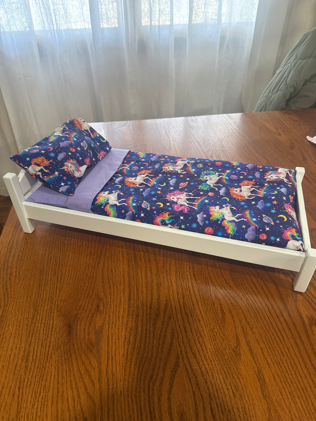 18” doll bed in multicolor unicorn bedding
