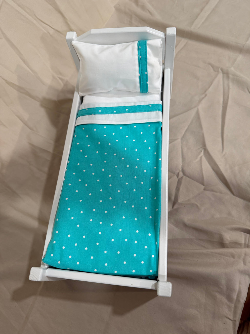 Barbie bed in turquoise dot